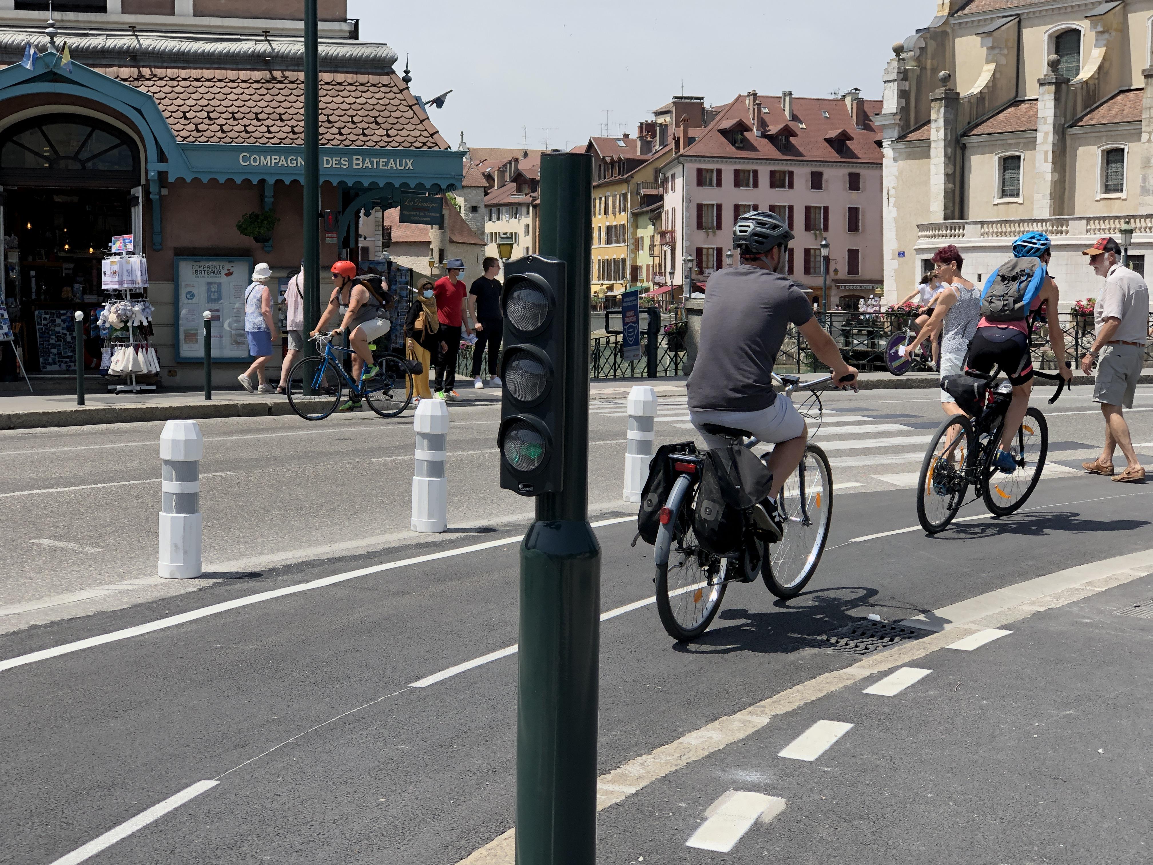 Cyclable annecy new arrivals